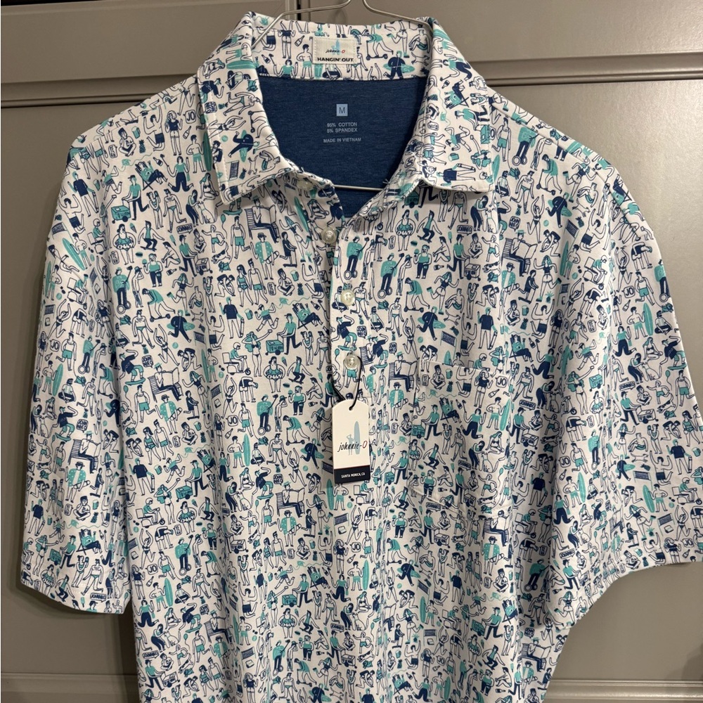 Johnnie O Golf Polo, Beach scene, NEW with tags